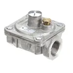 Lang 2V-80501-05 Gas Pressure Regulator, Propane, 3/4" x 3/4"