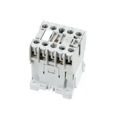 York S1-02426051000 Contactor, 3 Pole with Auxiliary Contact, 24V, 6A