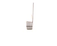 MM216156 Henny Penny alternate view 4
